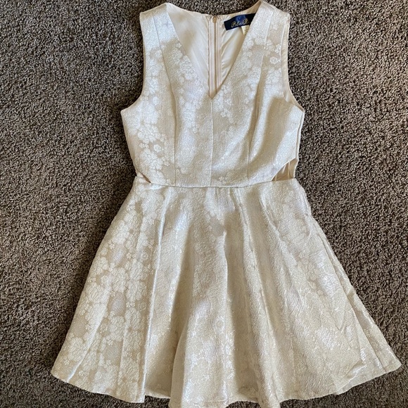 Francesca Dress - Picture 1 of 6